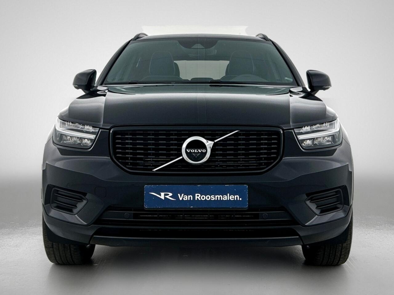 Volvo XC40 1.5 T4 R-Design | 360 Camera | trekhaak | DAB |