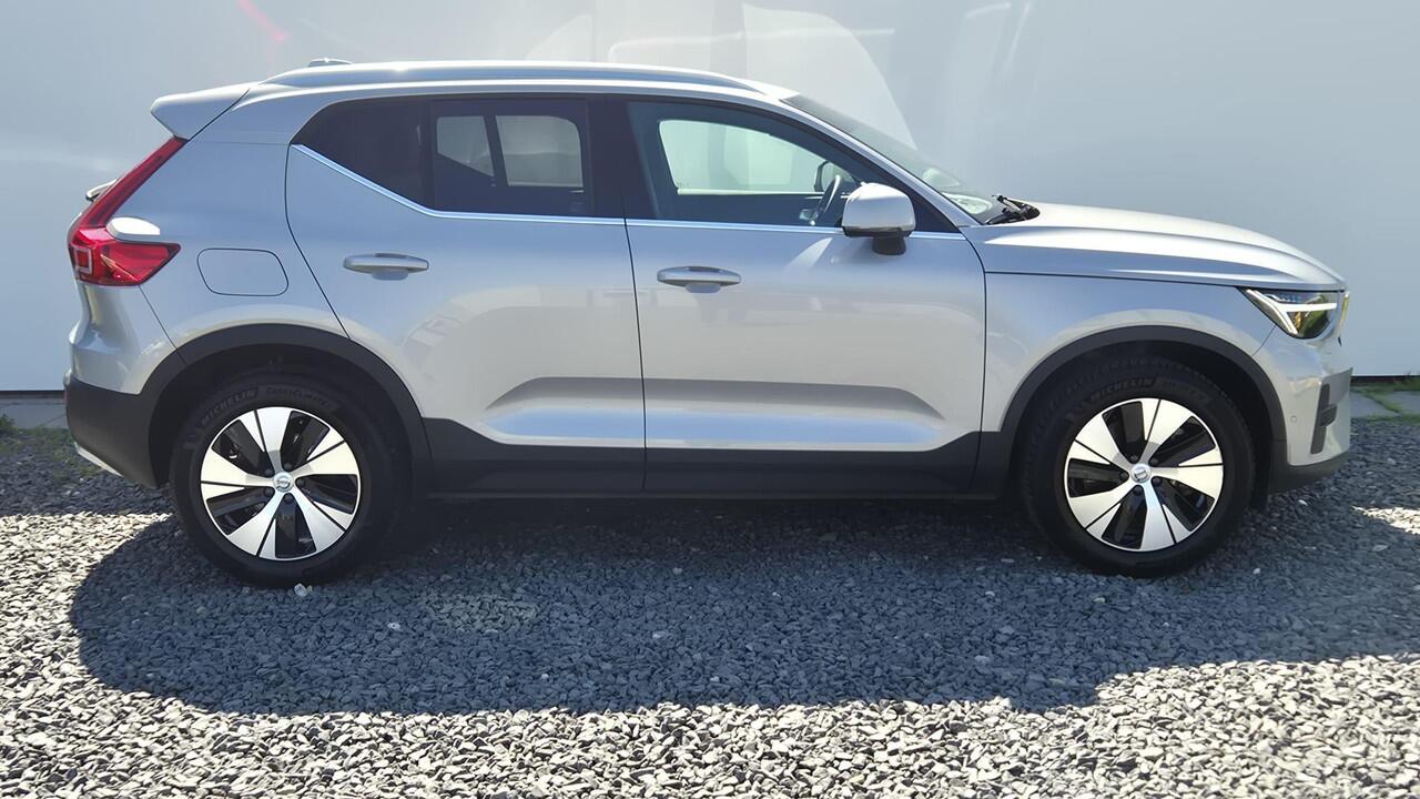 Volvo XC40 1.5 T4 PheV Plus Bright 360 Camera - Ligthing Pack - Telefoon lader - Winter Pack - Harman Kardon Sound - Nieuw Model