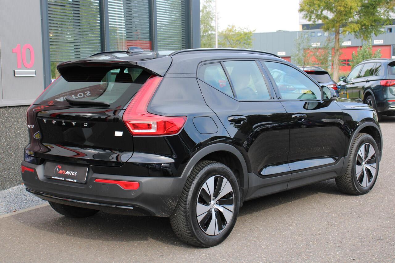 Volvo XC40 1.5 Plus Dark FACE-LIFT, 2022, 45DKM,