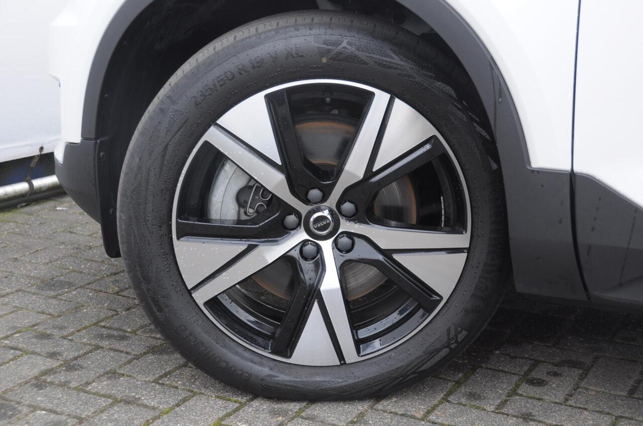 Volvo XC40 T4 211PK Automaat Recharge R-Design / Cruise control / leder met alcantara / elektrische achterklep / keyless entry / Apple carplay / Parkeersensoren met camera / getinte ramen /
