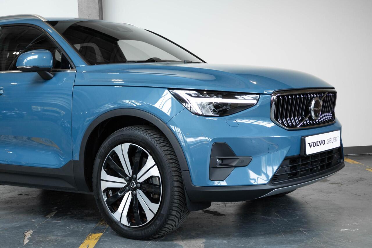 Volvo XC40 T4 Recharge Inscription | Panoramadak | 360° Parkeercamera | Parkeersensoren voor + achter | Navigatie | Stoelverwarming | Navigatie | Lichtmetalen velgen | BLIS | Adaptive Cruise Control | Dealeronderhouden