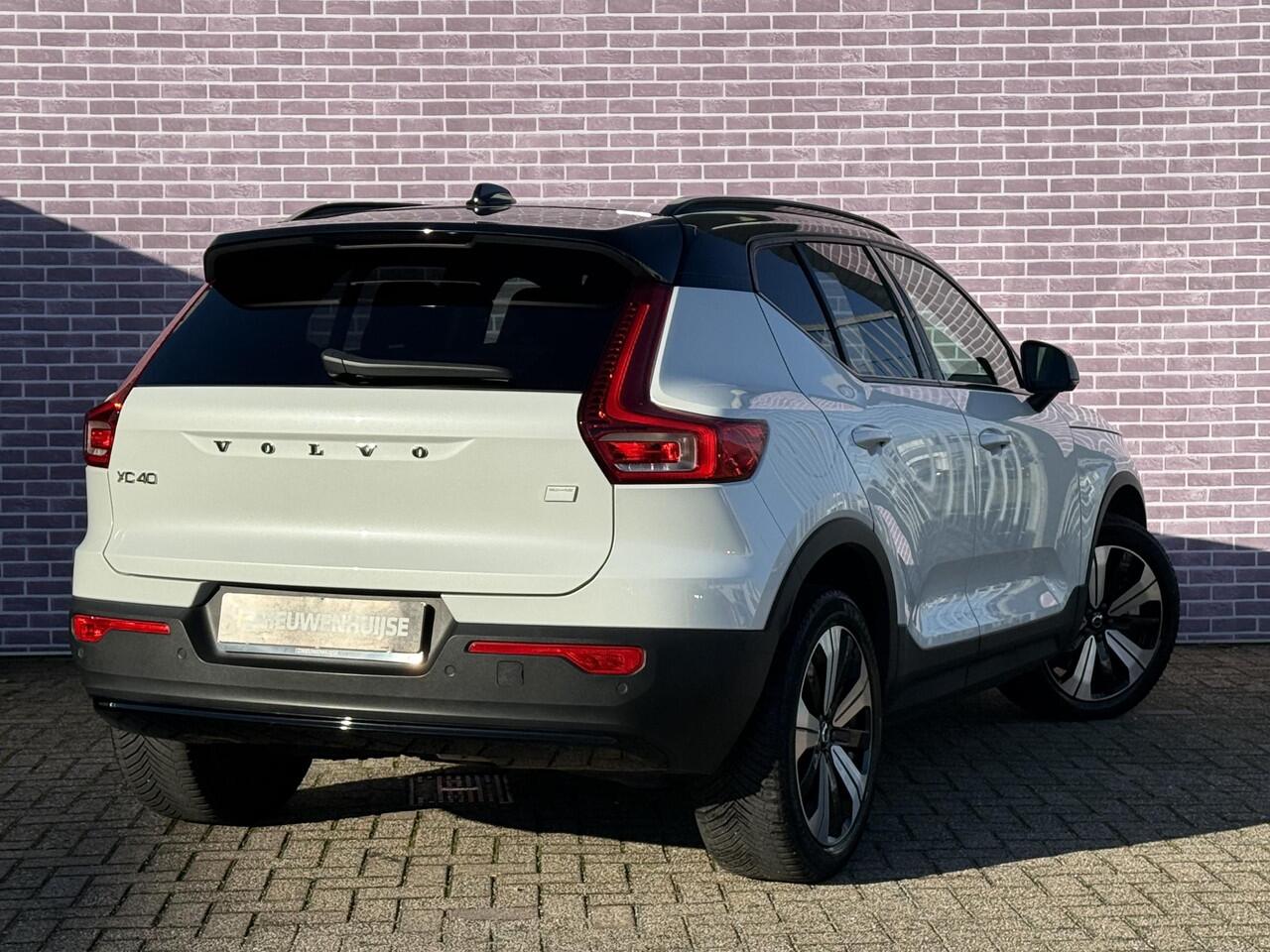 Volvo XC40 Recharge Plus 70 kWh | Adaptieve cruise controle | Blis | Microtech | Keyless Entry | Google auto |