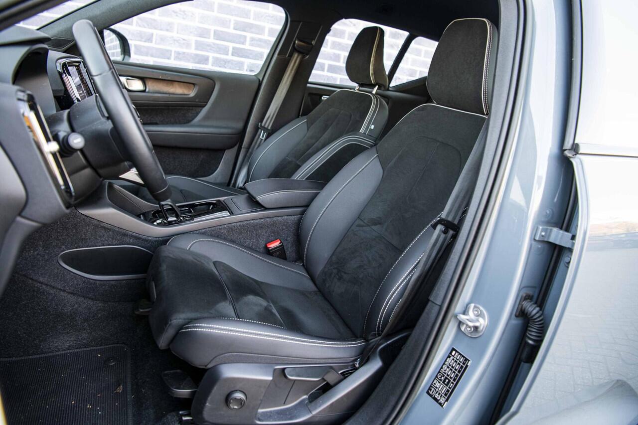 Volvo XC40 Recharge Plus 70 kWh | Adaptieve cruise control | Stoel- en stuurverwarming | Nubuck Interieur | Warmtepomp | 20 inch velgen | Camera |