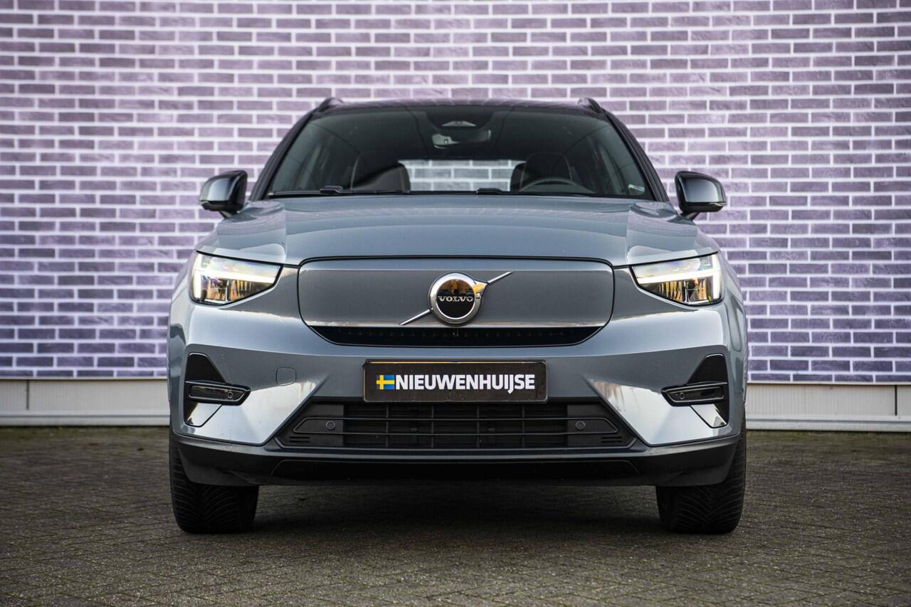 Volvo XC40 Recharge Plus 70 kWh | Adaptieve cruise control | Stoel- en stuurverwarming | Nubuck Interieur | Warmtepomp | 20 inch velgen | Camera |