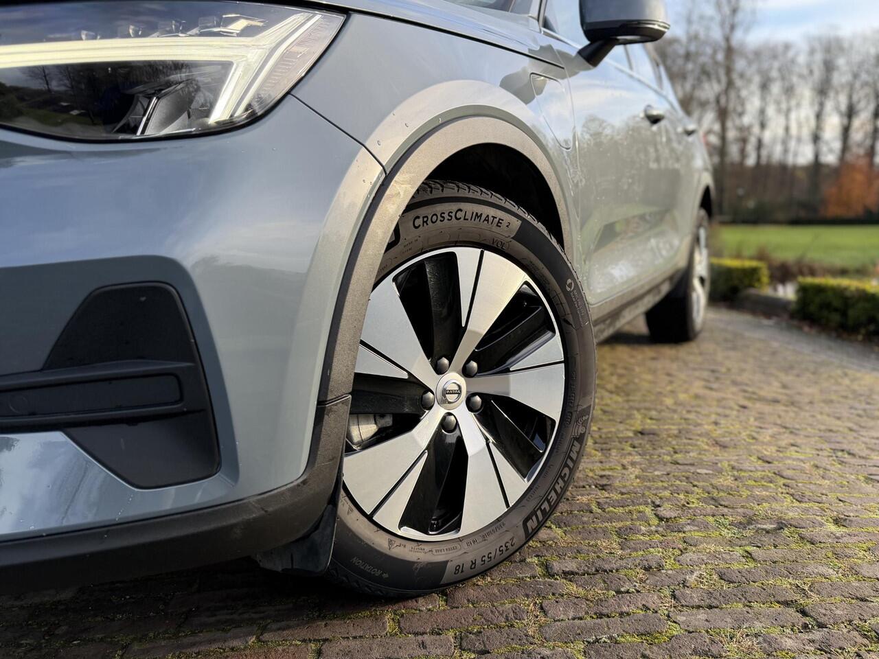 Volvo XC40 T4 Plug-In Hybrid Inscription | Trekhaak | Camera | LED | Cruise | Clima |