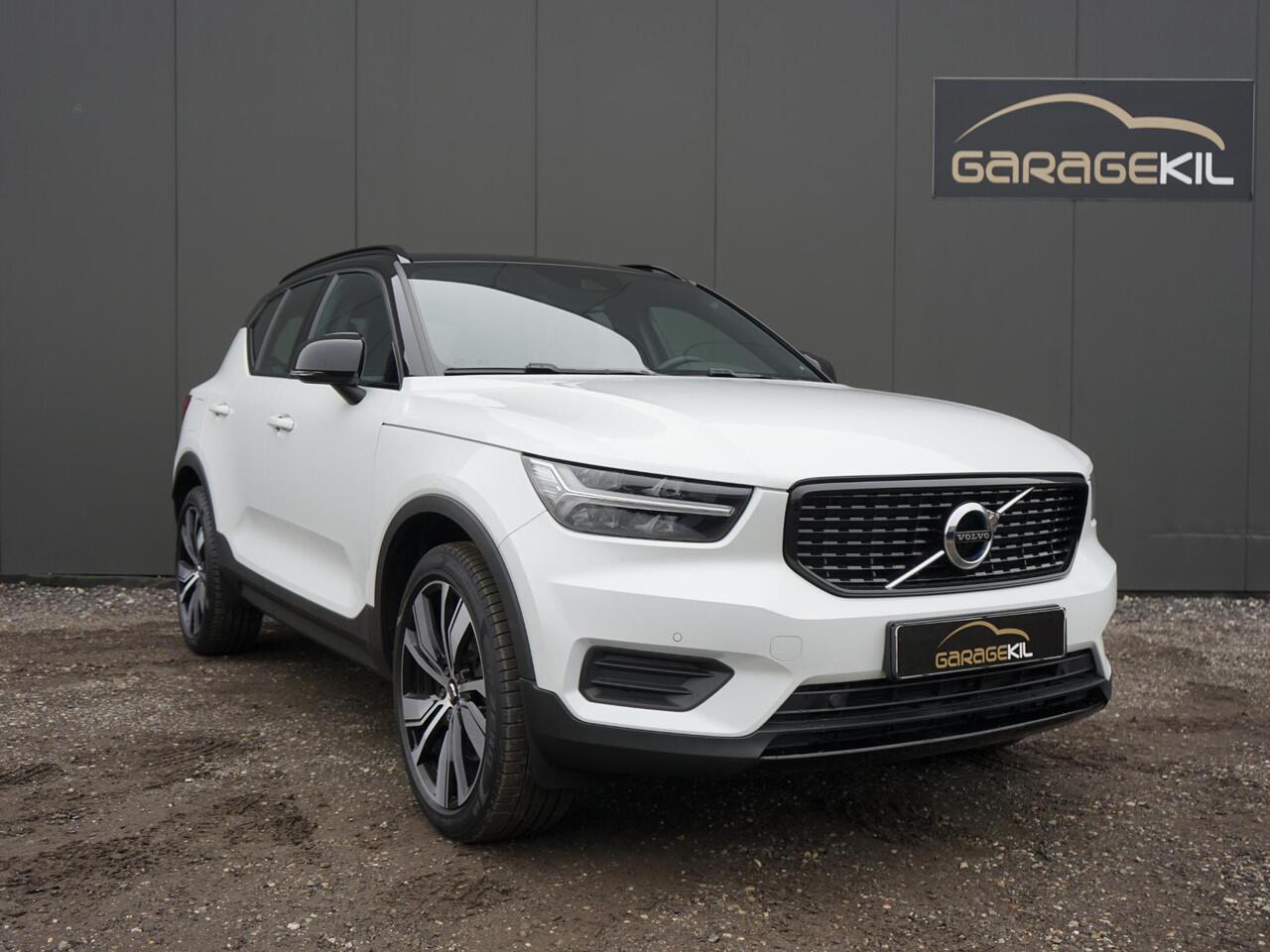 Volvo XC40 1.5 T4 Recharge R-Design Dealeronderh. / Achteruitrijcamera / Elektr. voorstoelen / PDC voor en achter / Draadloos laden / Verwarmde voorruit