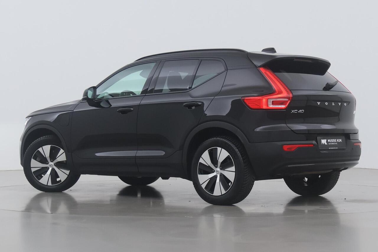 Volvo XC40 T4 Plug-in hybrid Plus Dark | Trekhaak | harman/kardon | Stoel+Stuurverwarming | Camera | Keyless