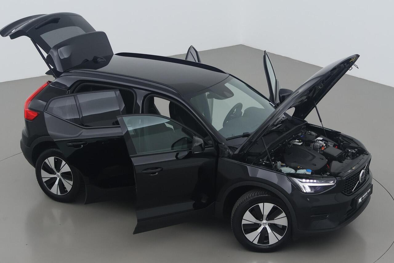 Volvo XC40 T4 Plug-in hybrid Plus Dark | Trekhaak | harman/kardon | Stoel+Stuurverwarming | Camera | Keyless