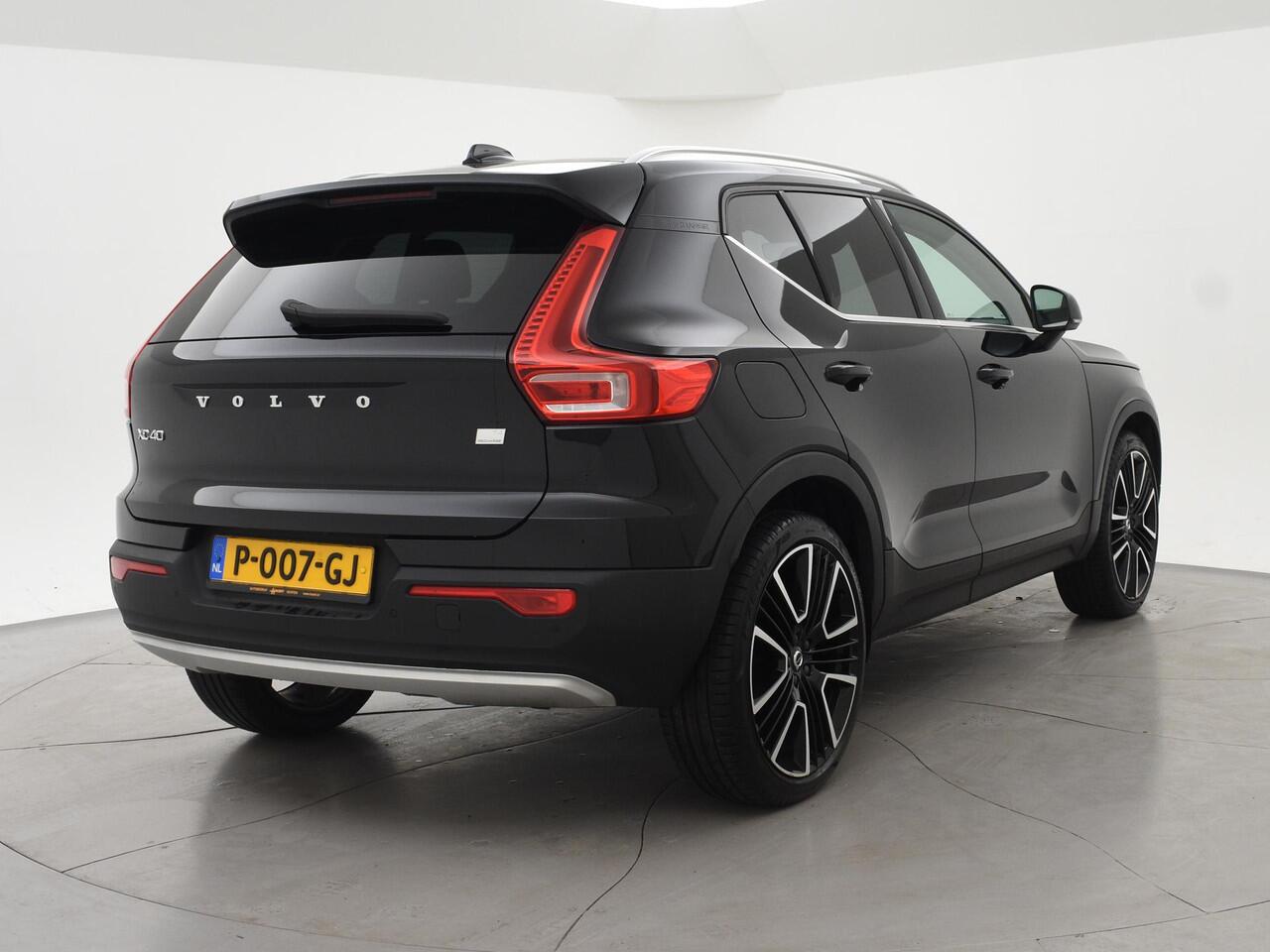 Volvo XC40 1.5 T4 RECHARGE 211 PK AUT. INSCRIPTION + LEDER | TREKHAAK | 21 INCH | ADAPTIVE CRUISE | CAMERA