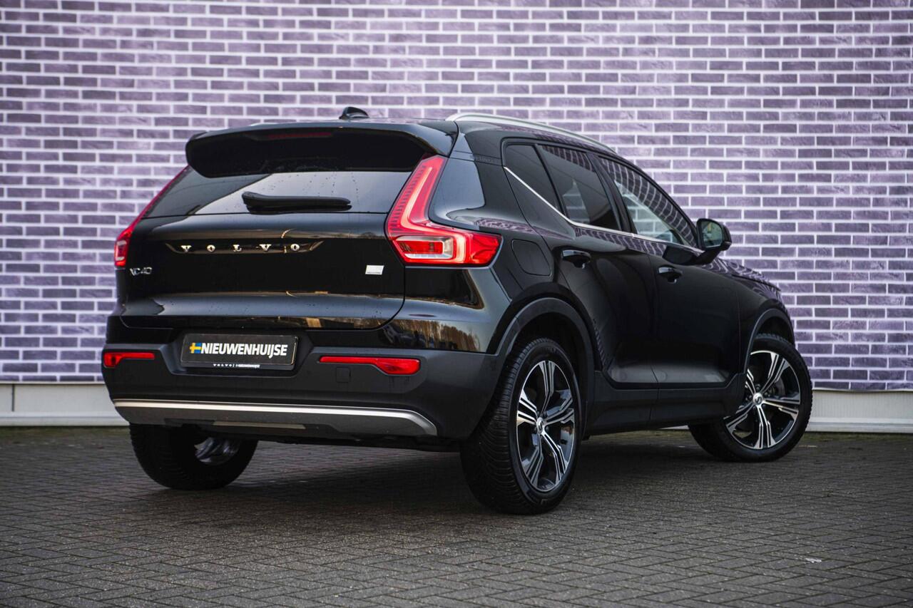 Volvo XC40 1.5 T5 Recharge Inscription | Panoramadak | Harman & Kardon | 360° camera | Stoel/stuurverwarming| Elektrisch verstelbare voorstoelen |