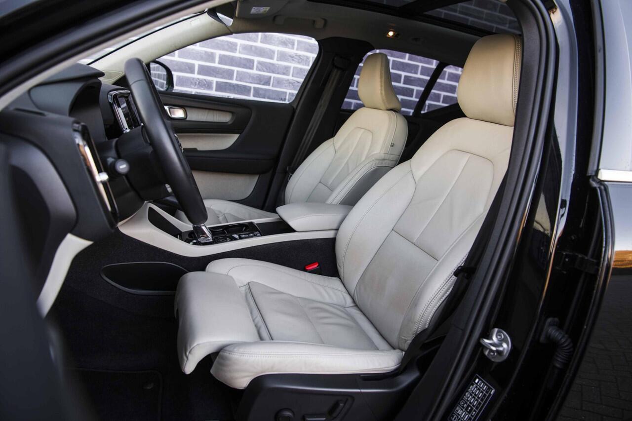 Volvo XC40 1.5 T5 Recharge Inscription | Panoramadak | Harman & Kardon | 360° camera | Stoel/stuurverwarming| Elektrisch verstelbare voorstoelen |