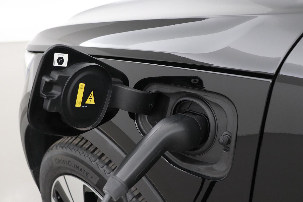Volvo XC40 T4 Plug-in hybrid Core Bright | Stoel+Stuurverwarming | Keyless | Camera | Apple Carplay | Elek. Achterklep