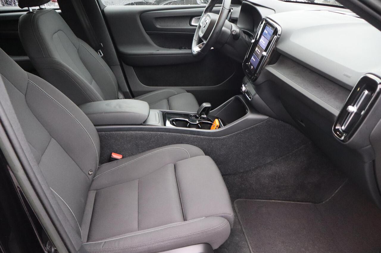 Volvo XC40 Recharge Core 92,6% SOH, Apple carplay, Android auto, Camera
