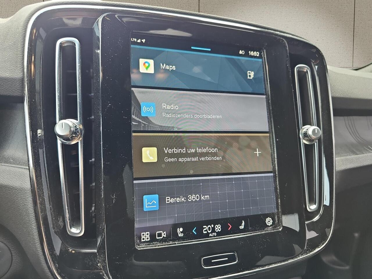 Volvo XC40 Recharge Core 70 kWh | Trekhaak | Stoelverwarming | Apple Carplay | 20 inch velgen |