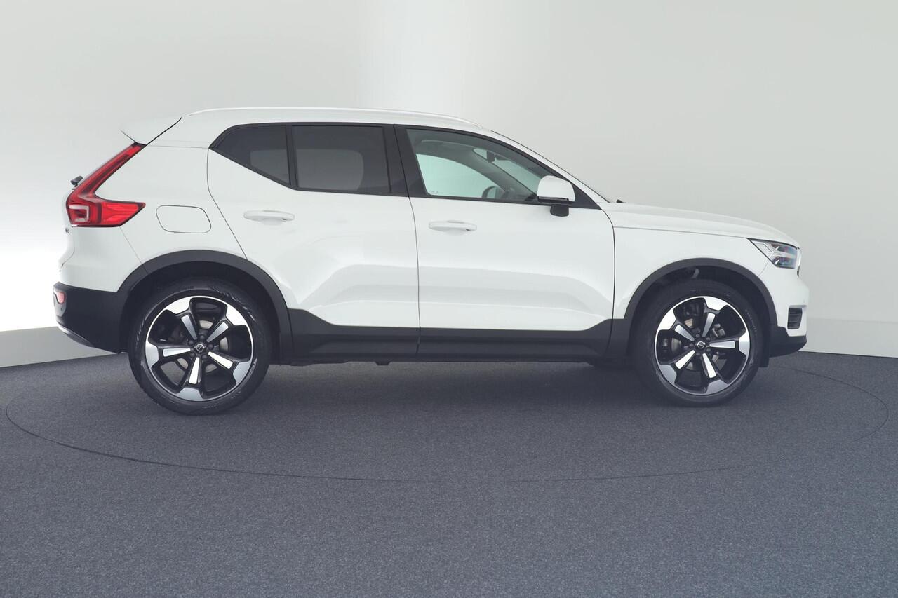 Volvo XC40 1.5 129pk Automaat T2 Core Camera Keyless Stoelverwarming Navigatie