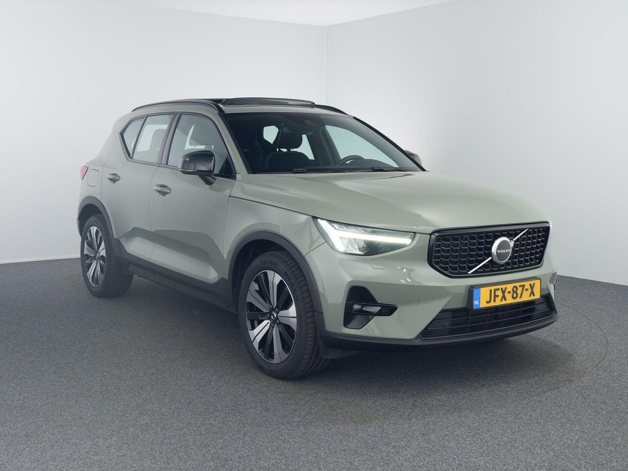 Volvo XC40 1.5 T4 Recharge Inscription | R-Design | Facelift | Pano | Ultimate Dark| Blis | Camera | H&K |