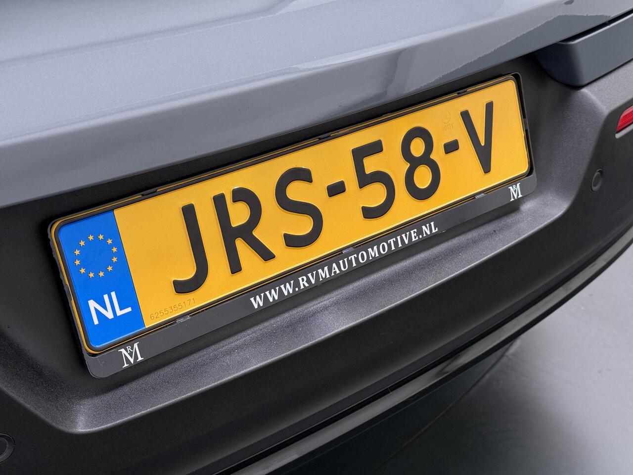 Volvo XC40 Recharge Core 70 kWh VAN ¤32.900,- nu voor slechts ¤29.770,- Uw LENTEVOORDEEL ¤3.130,-!| ACHTERUITRIJCAMERA | APPLE CARPLAY | CRUISE CONTROL | DRAADLOZE TELEFOON LADER | RIJKLAARPRIJS INCL. 12 MND BOVAG GARANTIE