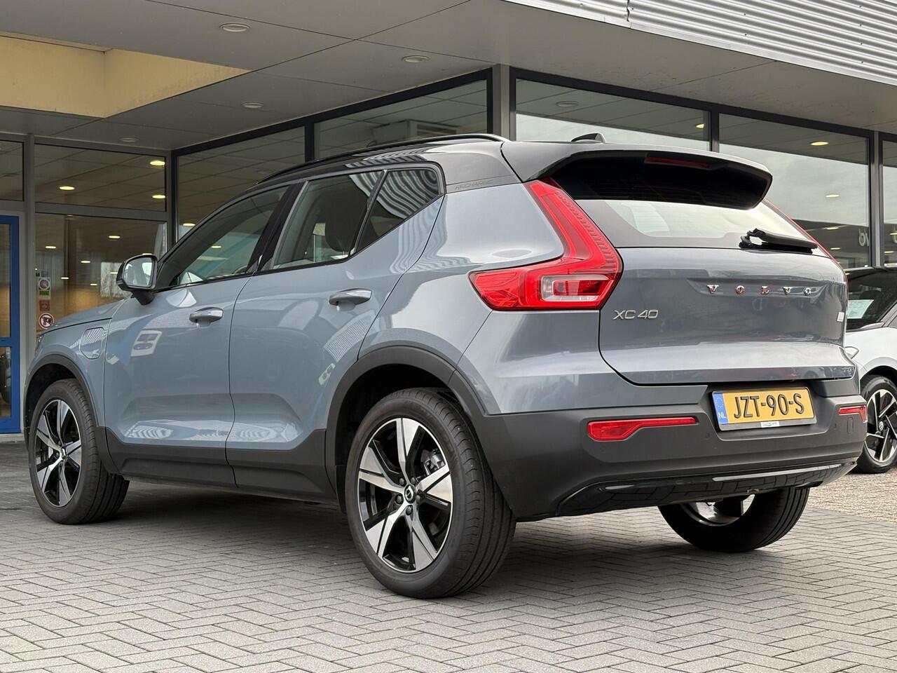 Volvo XC40 1.5 T5 Recharge R-Design PHEV 262pk | Parking pack | Navi | Camera |