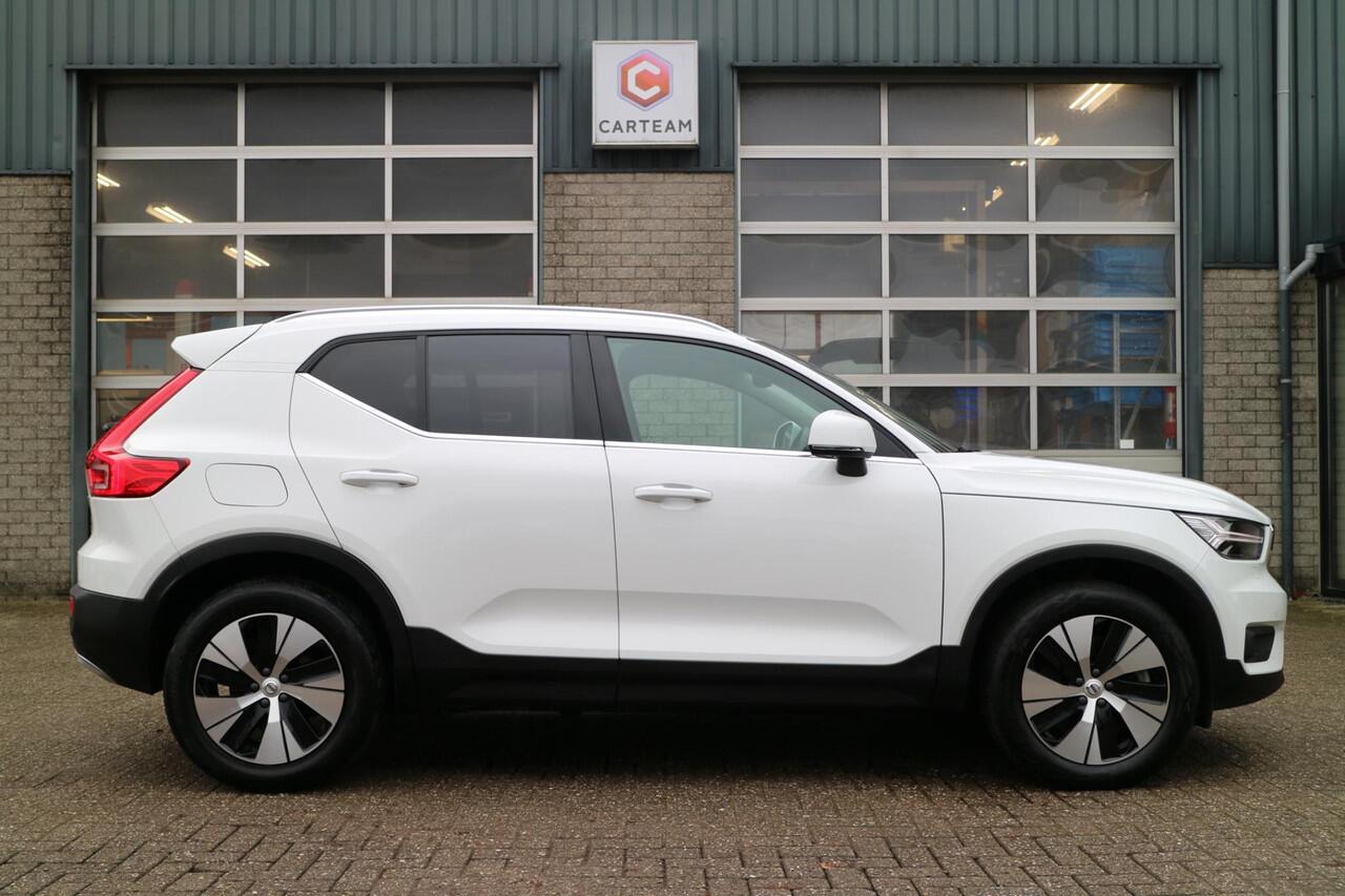 Volvo XC40 1.5 T4 Recharge Inscription | Camera | Adaptive Cruise | LED |