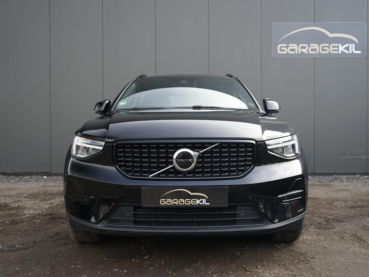 Volvo XC40 1.5 T4 Plug-in hybrid Plus Dark Dealeronderh. / Elektr. verstelb. best. stoel / Harman Kardon / Achteruitrijcamera / PDC / DAB radio