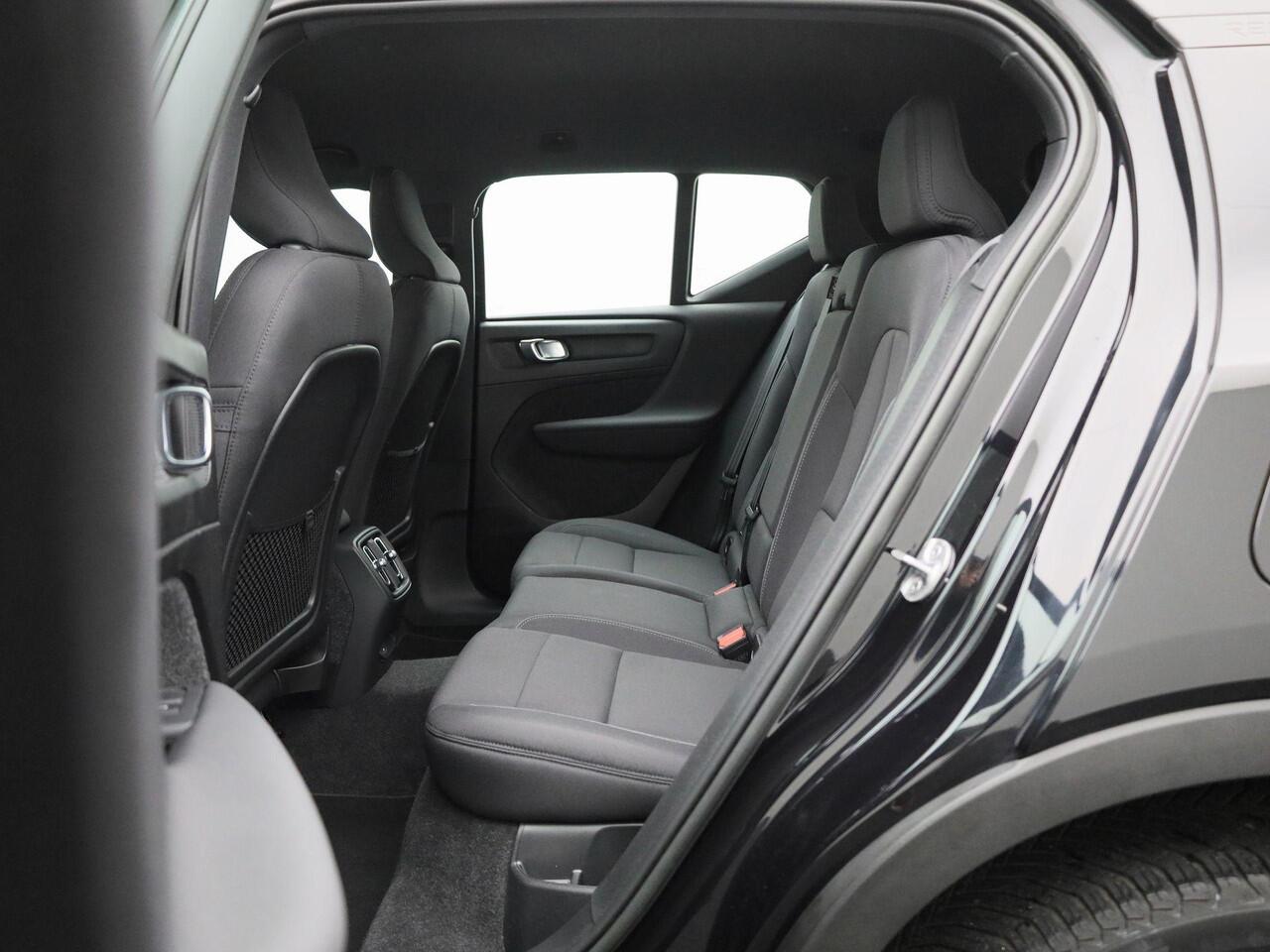 Volvo XC40 Recharge Core | DAB | Camera | Climate control | CarPlay