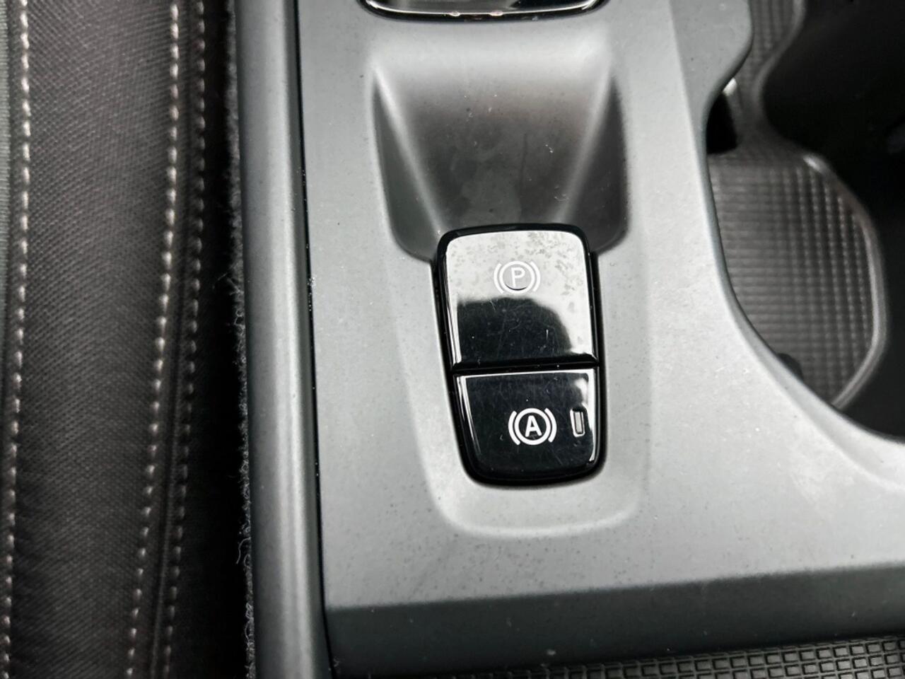 Volvo XC40 1.5 T4 Recharge Core