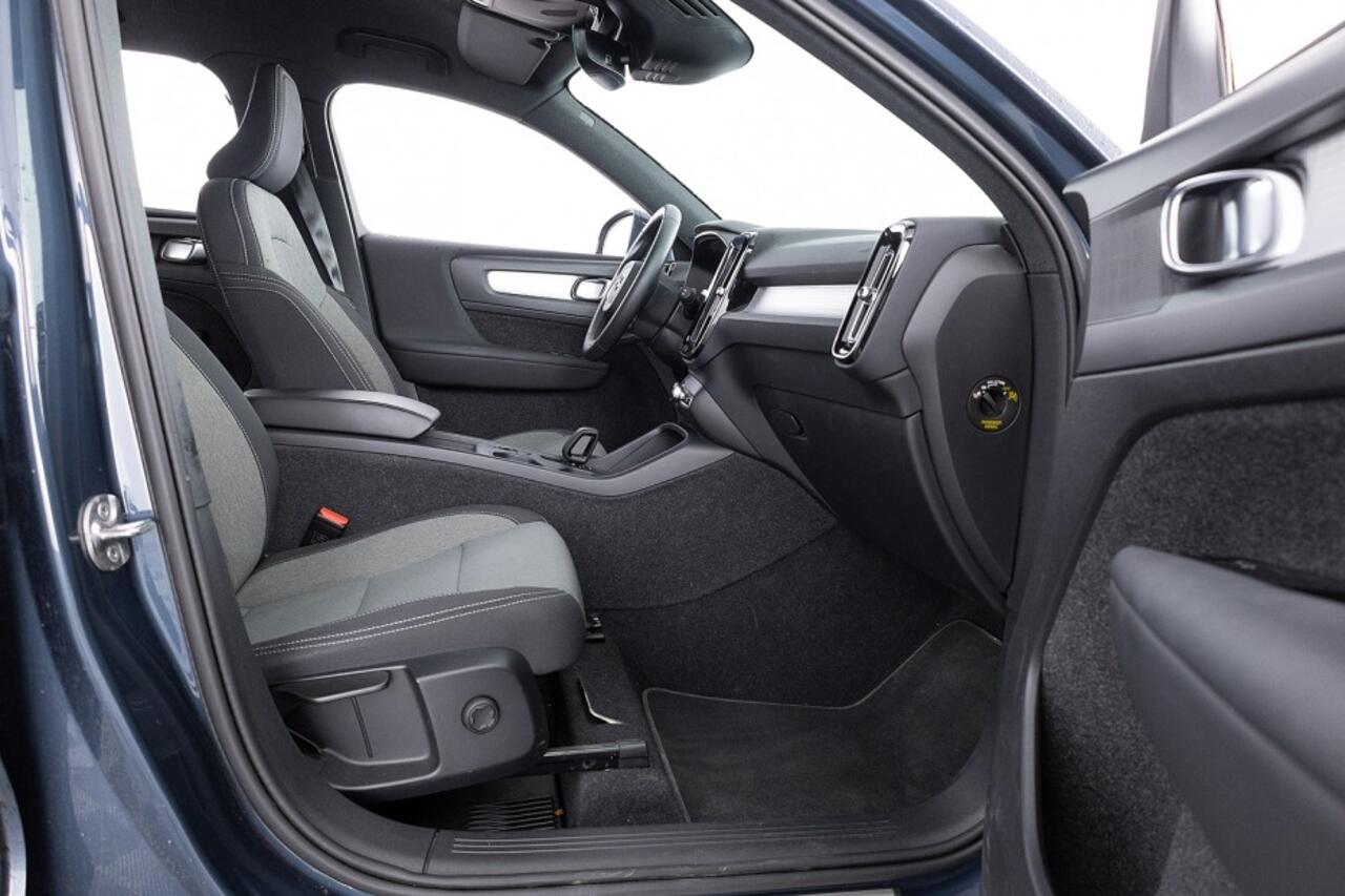 Volvo XC40 1.5 T4 Recharge Inscription Expression | NAVI | CAMERA | ECC