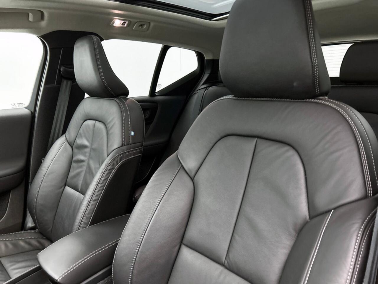 Volvo XC40 1.5 T4 Recharge Ultimate Dark | Leder | Panorama dak | Rijklaar