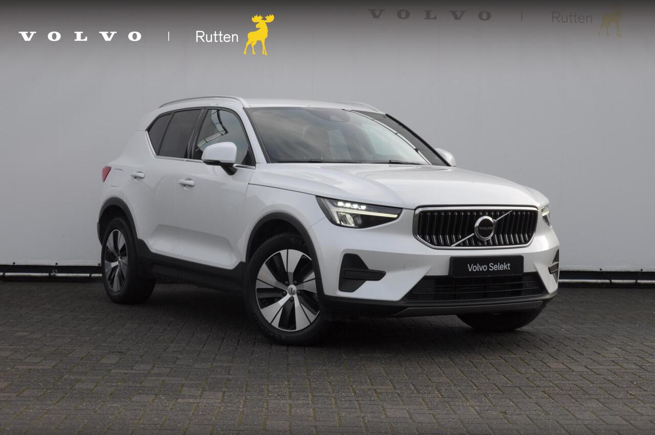 Volvo XC40 T4 211PK Automaat Core Bright / Apple carplay / Parkeersensoren met camera / Stoelverwarming / Elektrische achterklep / Keyless entry / Parkeersensoren met camera