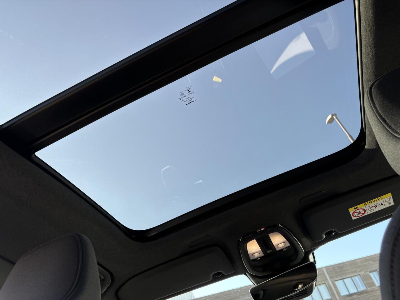 Volvo XC40 Recharge Pro 230pk | 96% SOH | Panoramadak | Stoel & Stuurverwarming | Harman Kardon Audio | 360 Camera |