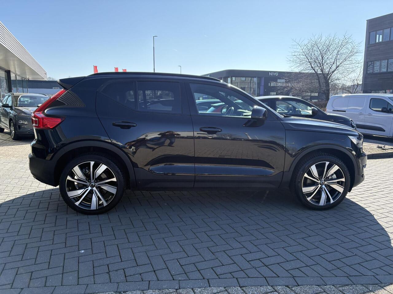 Volvo XC40 Recharge Pro 230pk | 96% SOH | Panoramadak | Stoel & Stuurverwarming | Harman Kardon Audio | 360 Camera |