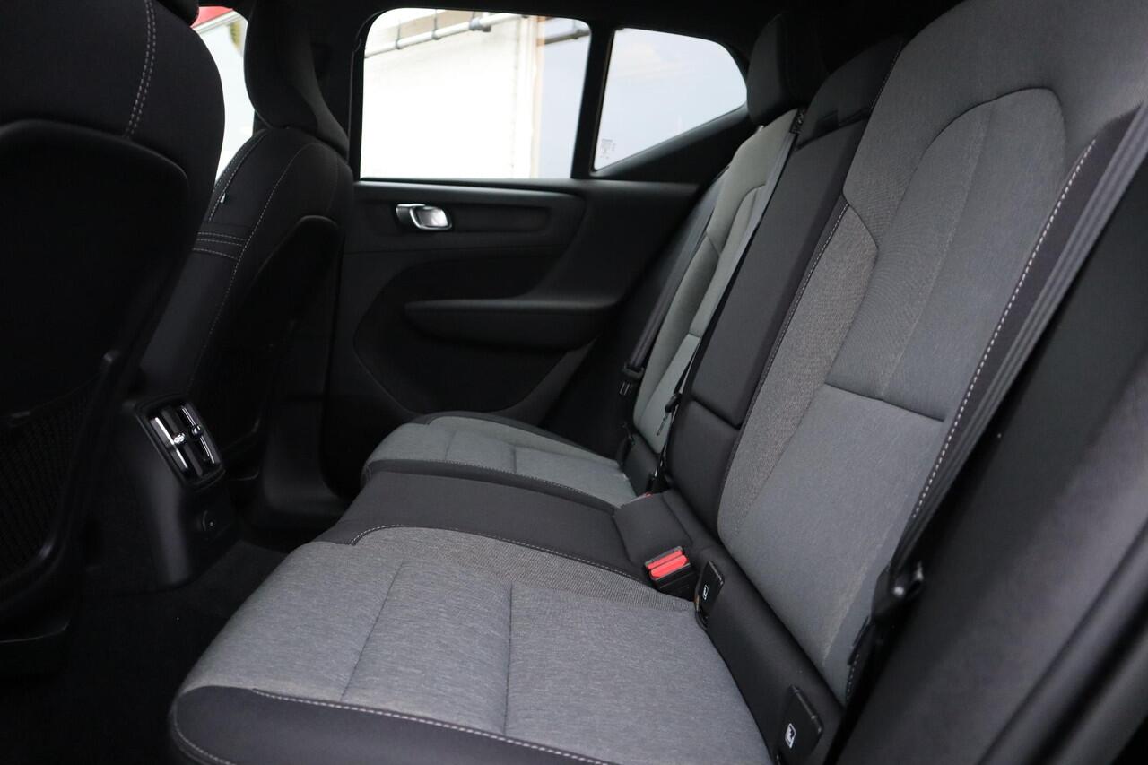 Volvo XC40 1.5 T4 RECHARGE INSCRIPTION NAVI|APPLE CARP|STOELVERW|BTW AUTO|DEALER ONDERHOUDEN