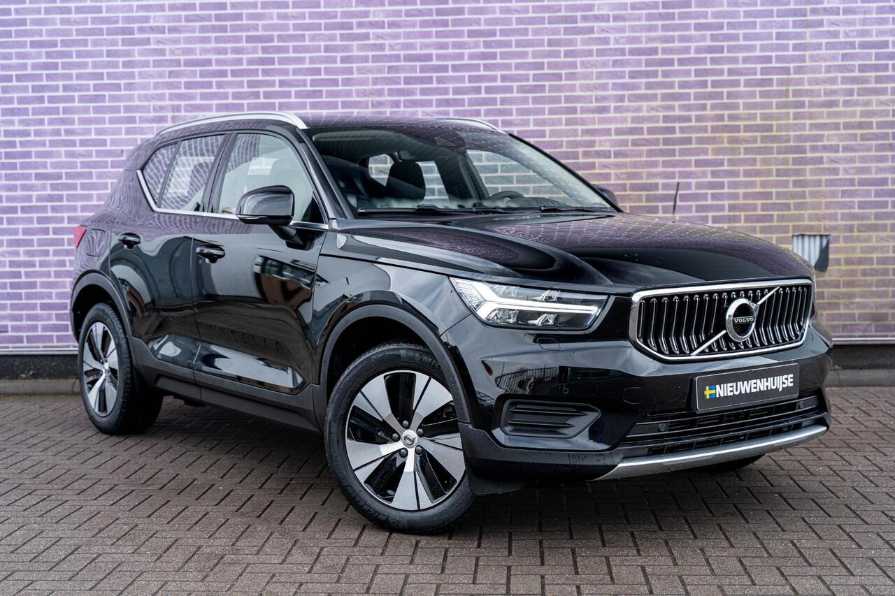 Volvo XC40 T4 Recharge Inscription | Navigatie | Stoelverwarming | Adaptieve Cruise Control | Elek. Achterklep | Camera | Trekhaak | Park Assist | Volvo On Call | 18" LM