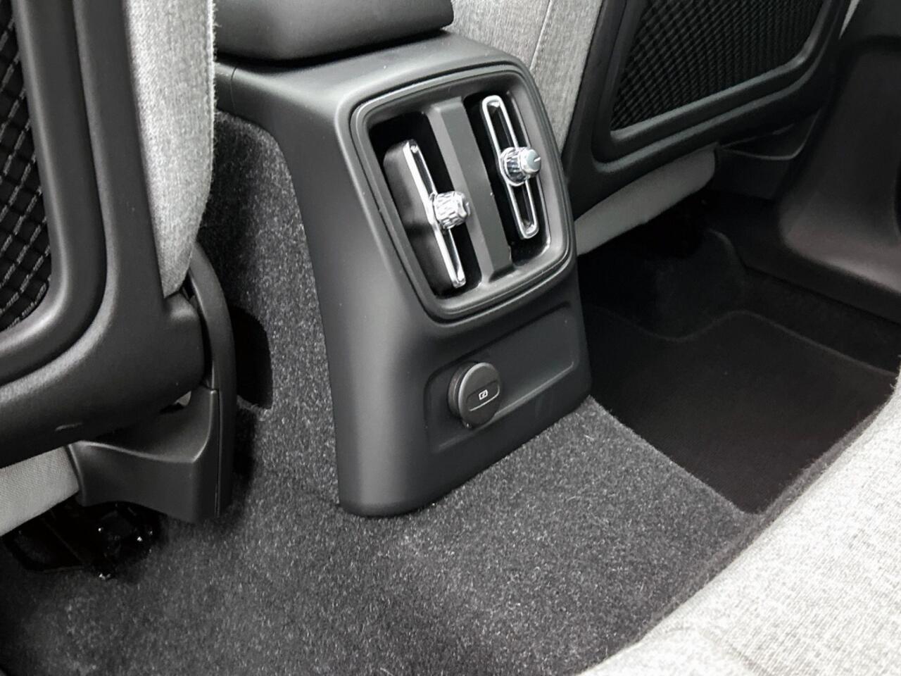 Volvo XC40 T5 Ultimate Bright Recharge