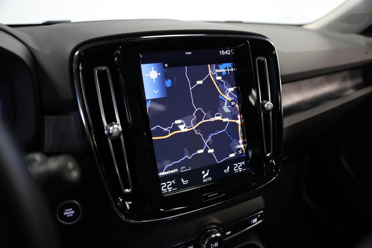 Volvo XC40 1.5 T5 Plug-in hybrid Ultimate Dark | Harman & Kardon | Memory Seats | Schuif- kanteldak | Trekhaak elektrisch