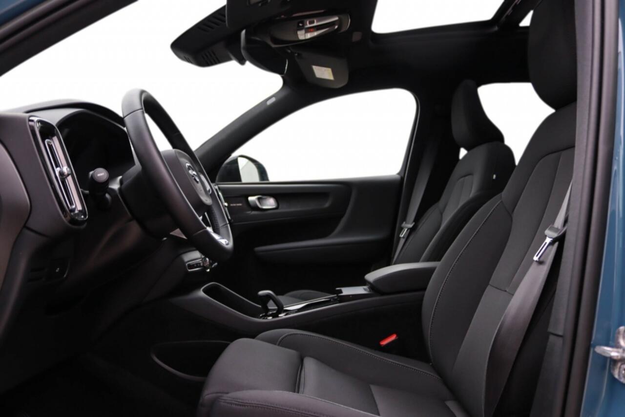 Volvo XC40 Ultimate Recharge Pure Electric AWD 408pk Pano l Memory l H&K l