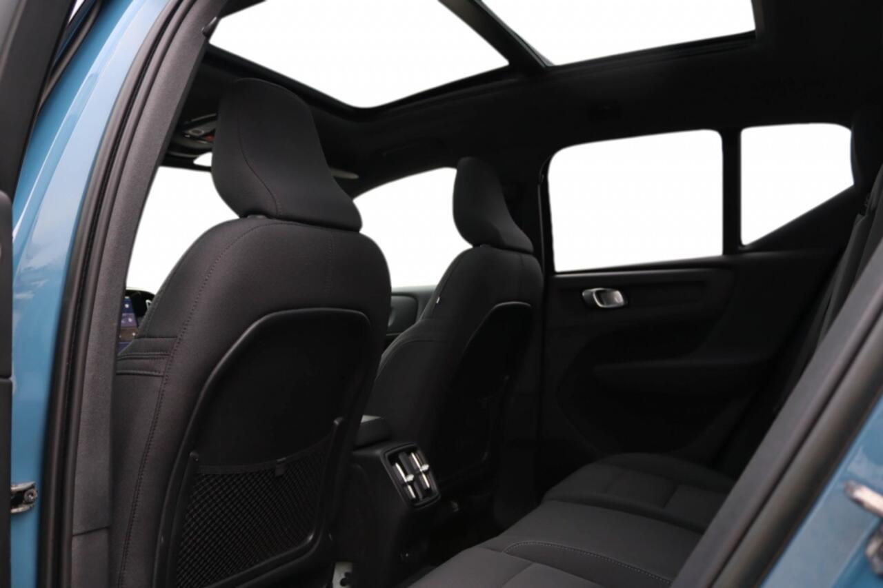 Volvo XC40 Ultimate Recharge Pure Electric AWD 408pk Pano l Memory l H&K l