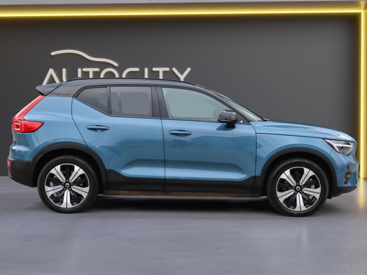 Volvo XC40 Ultimate Recharge Pure Electric AWD 408pk Pano l Memory l H&K l