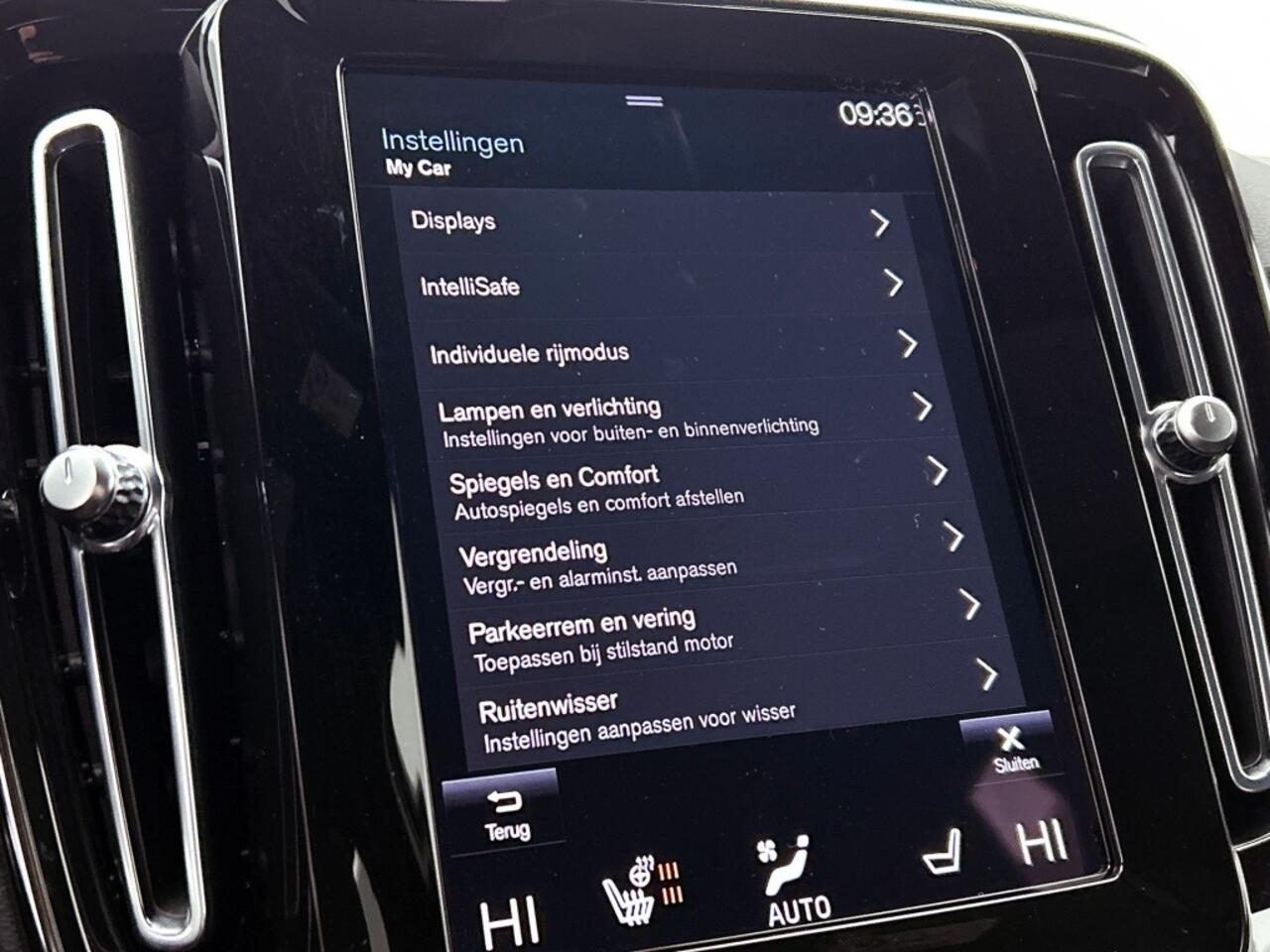 Volvo XC40 T4 Ultimate | Pano | Camera | H&K | Trekhaak | Memory |