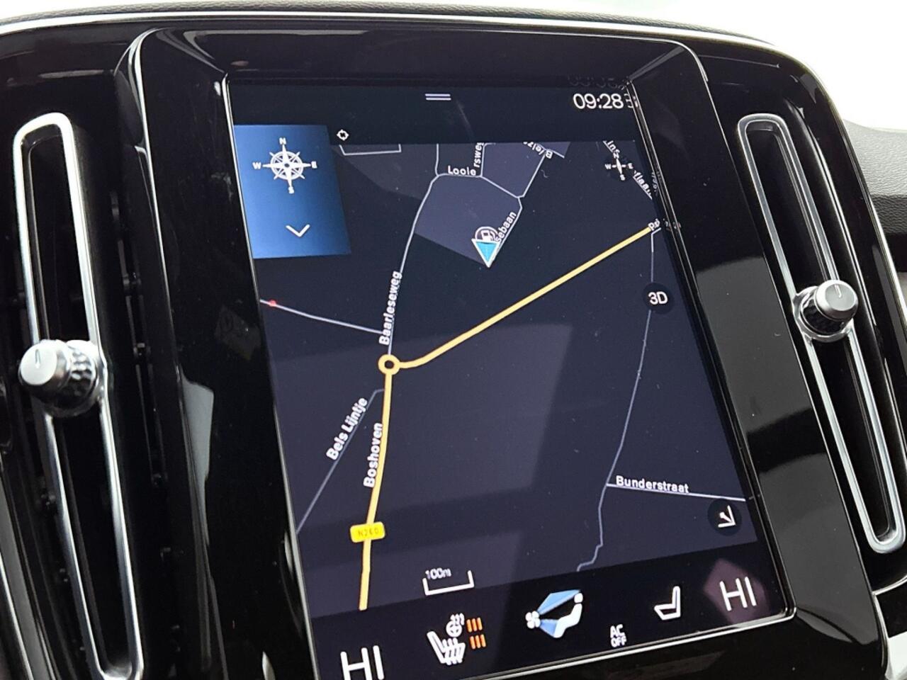 Volvo XC40 T4 Ultimate | Pano | Camera | H&K | Trekhaak | Memory |