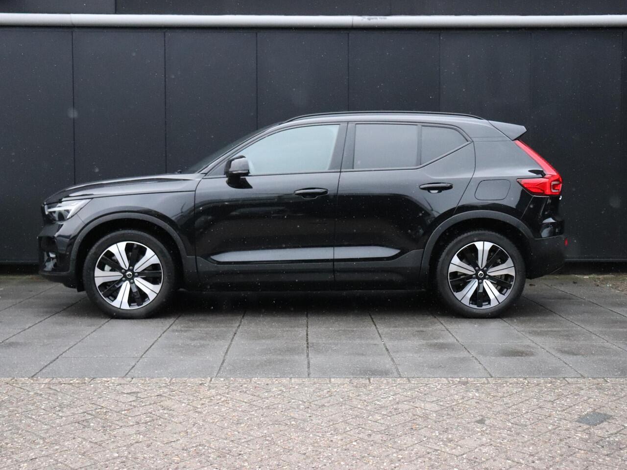 Volvo XC40 Recharge Ultimate 70 kWh | MEMORY | SOH 96% | PANO-DAK | LEDER | H&K | CAMERA | STOEL/STUURVERW. | APPLE CARPLAY |