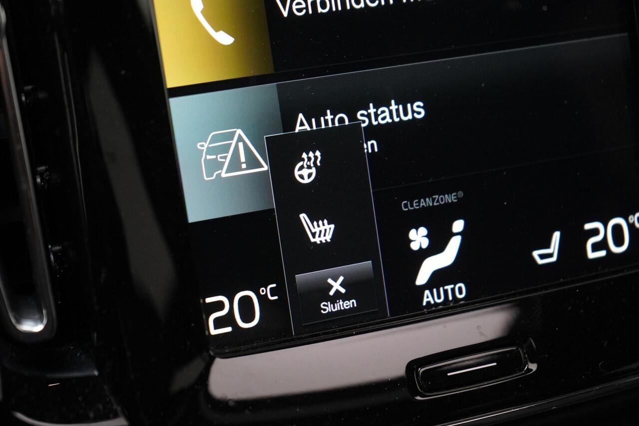 Volvo XC40 1.5 T4 Recharge R-Design | SoH 95% | Leder | Panoramadak | Trekhaak | Camera | Lm velgen