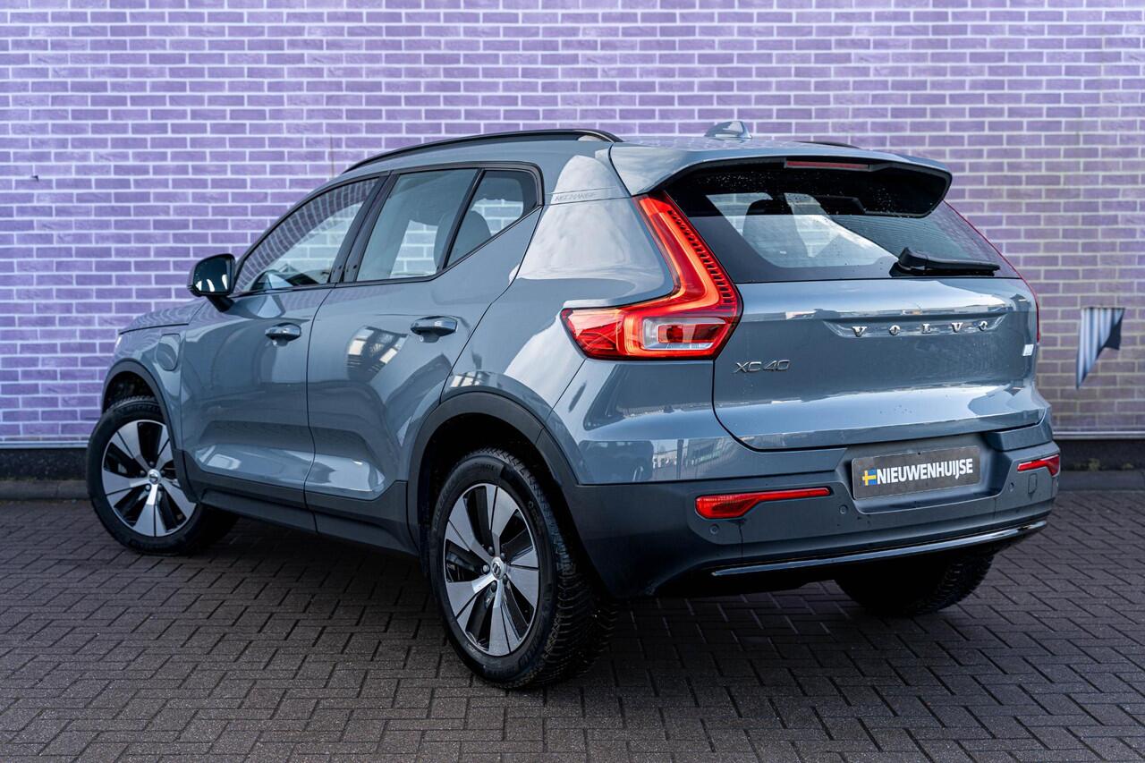 Volvo XC40 1.5 T5 Recharge Inscription | Adaptieve Cruise control | Elektrische stoelverstelling met geheugen | Stoel + stuurwielverwarming | 360 Camera | Dodehoekdetectie | Pilot assist | Navigatie | Luxe bekleding | Elektrische achterklep