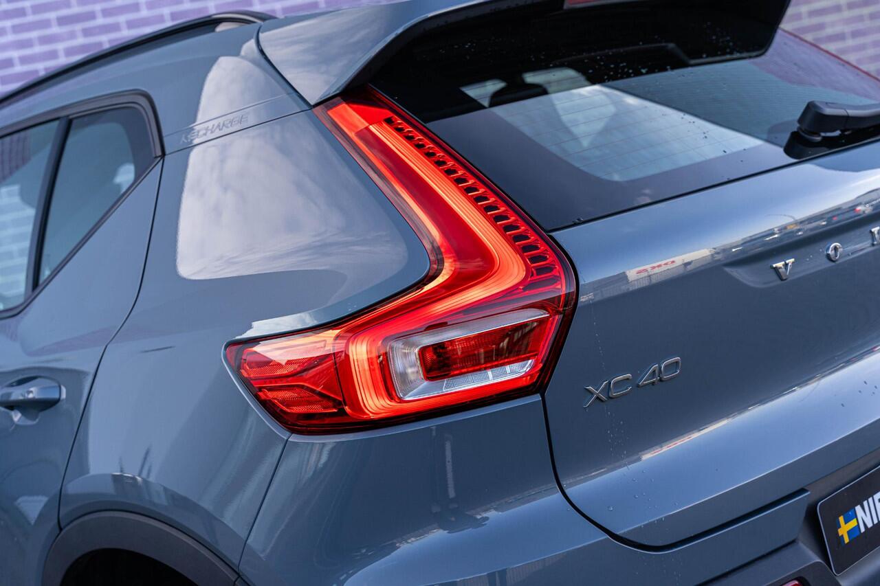 Volvo XC40 1.5 T5 Recharge Inscription | Adaptieve Cruise control | Elektrische stoelverstelling met geheugen | Stoel + stuurwielverwarming | 360 Camera | Dodehoekdetectie | Pilot assist | Navigatie | Luxe bekleding | Elektrische achterklep