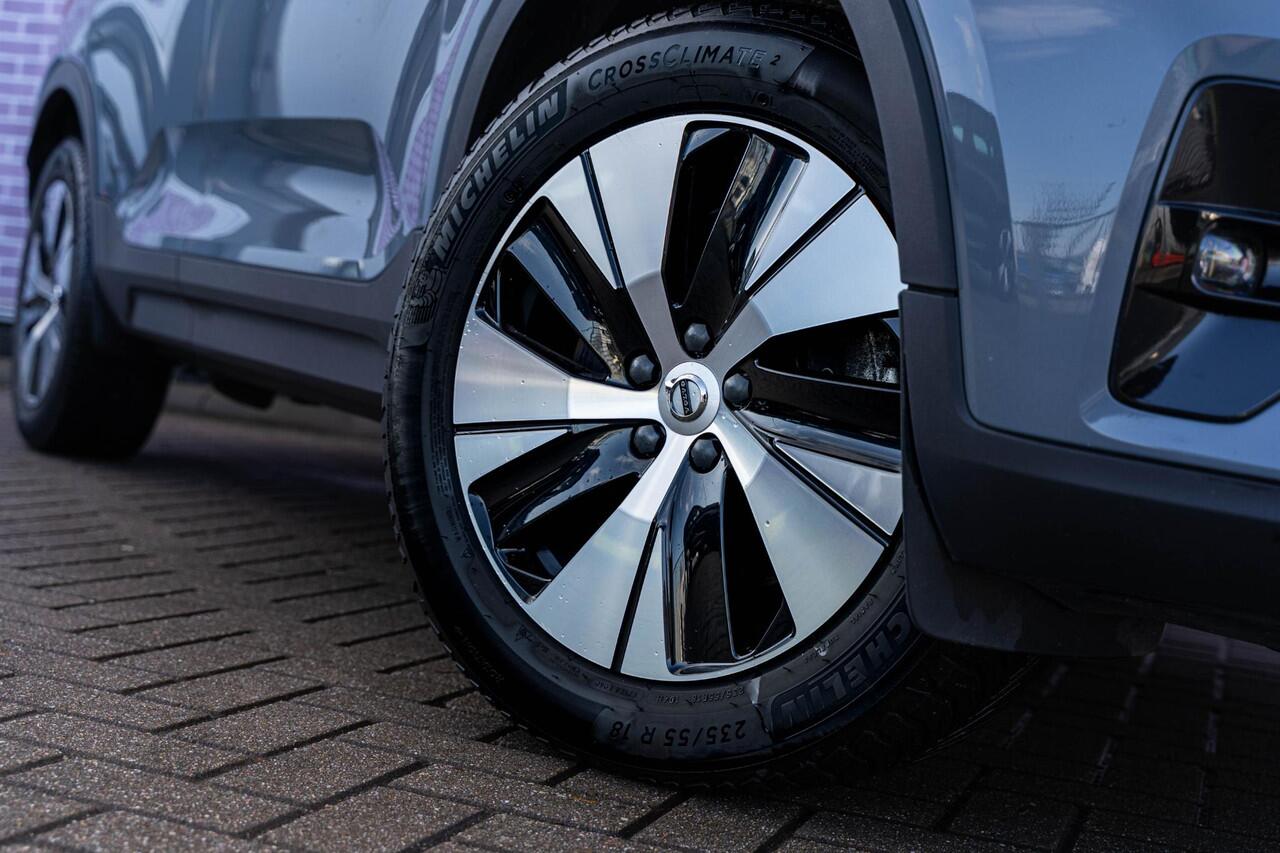 Volvo XC40 1.5 T5 Recharge Inscription | Adaptieve Cruise control | Elektrische stoelverstelling met geheugen | Stoel + stuurwielverwarming | 360 Camera | Dodehoekdetectie | Pilot assist | Navigatie | Luxe bekleding | Elektrische achterklep