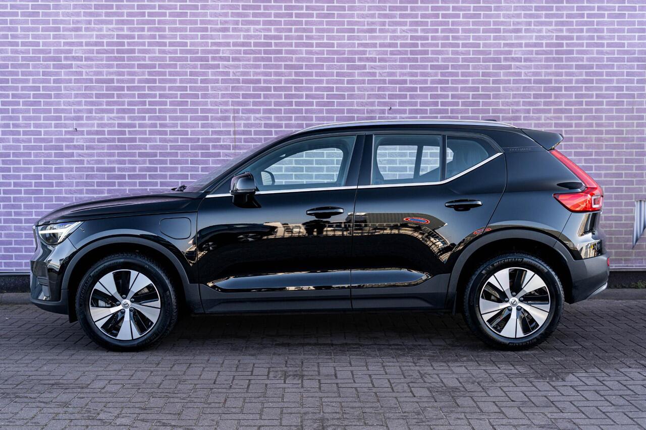 Volvo XC40 1.5 T4 Plug-in hybrid Core Bright | PHEV | Achteruitrijcamera | Stoelverwarming | Navigatie | Keyless Entry | Elektrische Achterklep | Lichtmetalen Velgen 18 inch