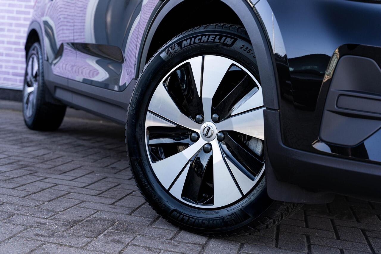 Volvo XC40 1.5 T4 Plug-in hybrid Core Bright | PHEV | Achteruitrijcamera | Stoelverwarming | Navigatie | Keyless Entry | Elektrische Achterklep | Lichtmetalen Velgen 18 inch