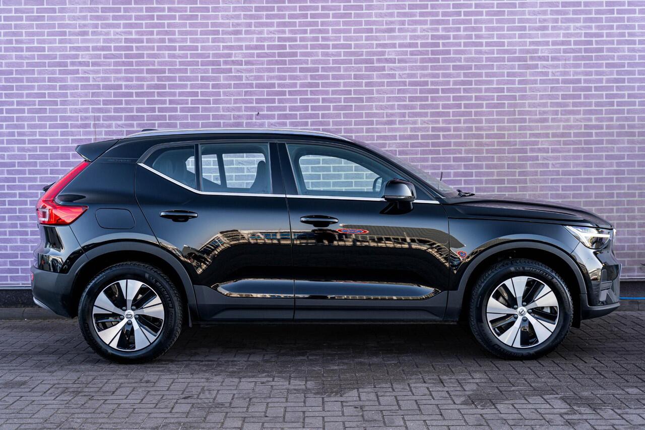 Volvo XC40 1.5 T4 Plug-in hybrid Core Bright | PHEV | Achteruitrijcamera | Stoelverwarming | Navigatie | Keyless Entry | Elektrische Achterklep | Lichtmetalen Velgen 18 inch