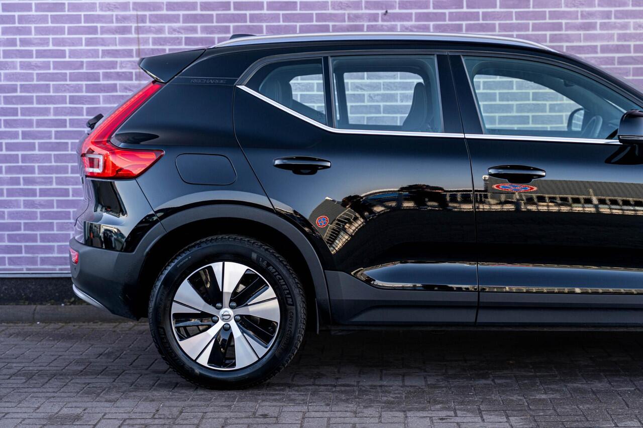 Volvo XC40 1.5 T4 Plug-in hybrid Core Bright | PHEV | Achteruitrijcamera | Stoelverwarming | Navigatie | Keyless Entry | Elektrische Achterklep | Lichtmetalen Velgen 18 inch