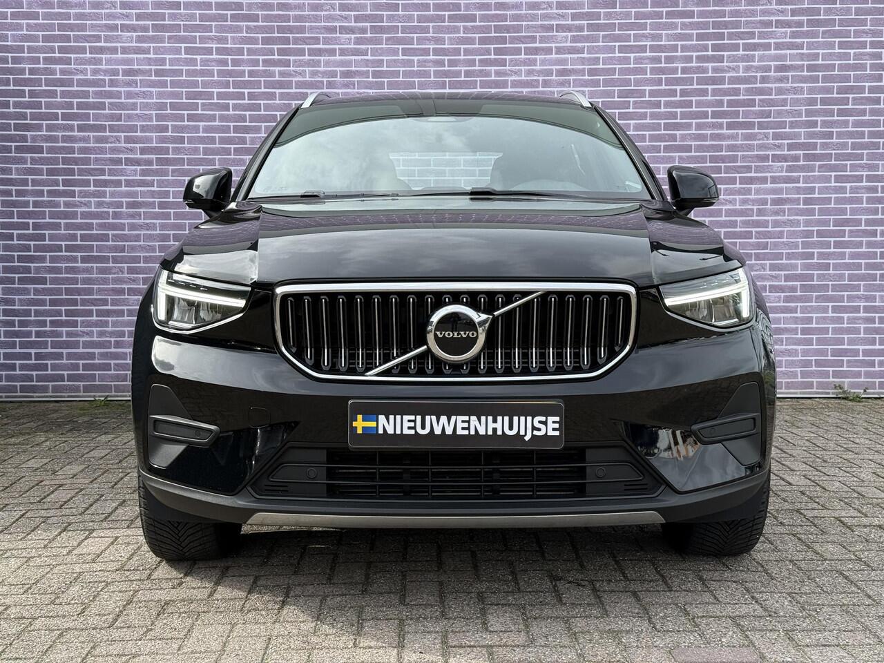 Volvo XC40 1.5 T4 Plug-in hybrid Core Bright | Facelift | Navigatie | keyless entry/start | Cruise control | Apple carplay/android auto | Regensensor | Zitvlak verlengers |